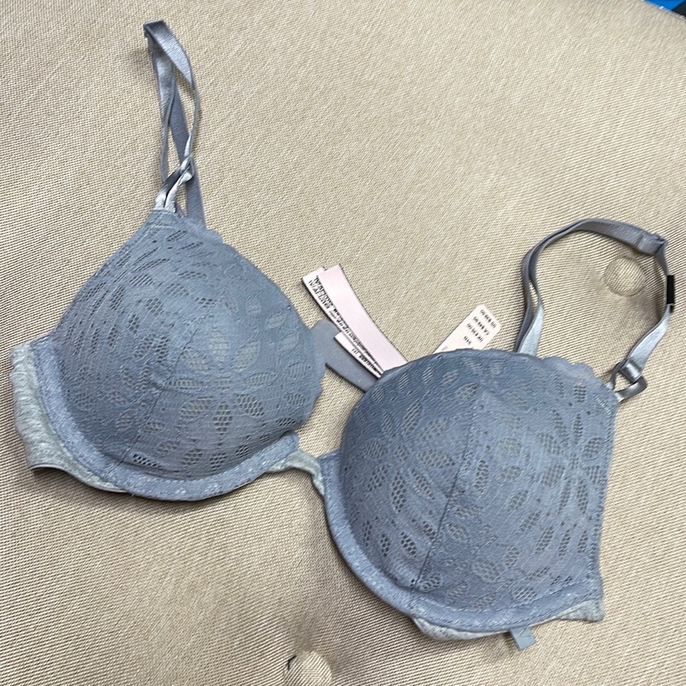 New with tags Victorias Secret Push-up Bra